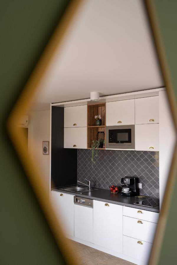 3 Minutes Apartments Old Town Краків Екстер'єр фото
